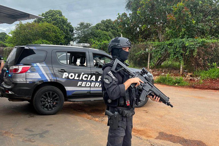 Oito operações integradas de segurança tiram de circulação mais de 1 tonelada de drogas