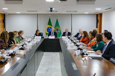 Presidente participa de reunião sobre prevenção e combate à violência contra as mulheres