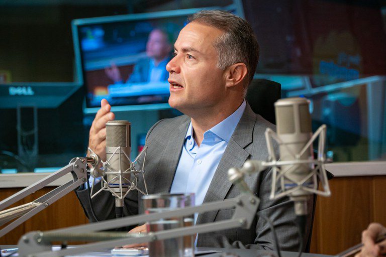 Renan Filho detalha evolução de obras e entregas em rodovias e ferrovias