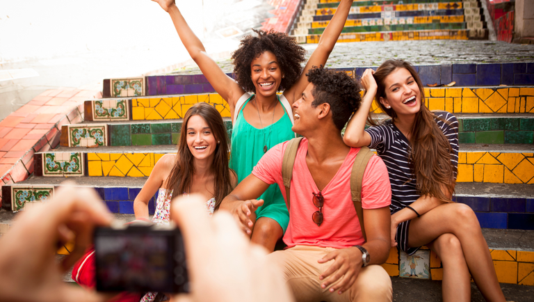 Turistas internacionais movimentam mais de US$ 7 bilhões na economia brasileira