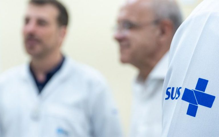 Pagamento de bolsas dos programas de residência passa a ser feito pelo Ministério da Saúde