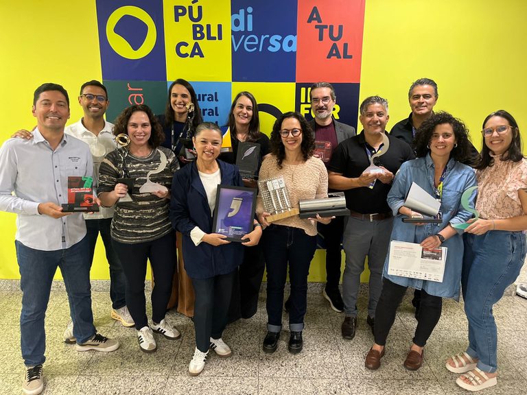 Programa 'Caminhos da Reportagem', da TV Brasil, ultrapassa a marca de 100 prêmios recebidos