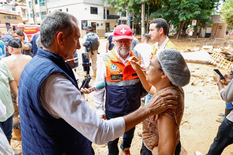 O atual Governo não espera prefeitura pedir ajuda; vai lá e trabalha junto, afirma Waldez Góes