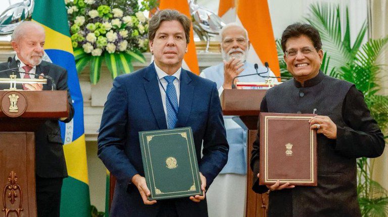 Brasil e Índia firmam acordo para modernizar setor postal e ampliar eficiência dos serviços