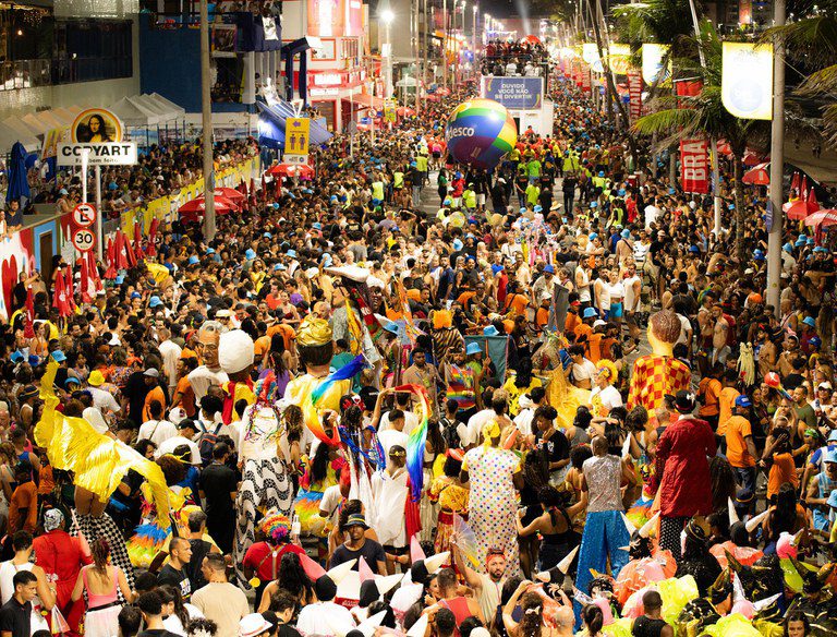 Confira na TV Brasil a folia em Salvador e o desfile das escolas de samba da Série Prata do Rio