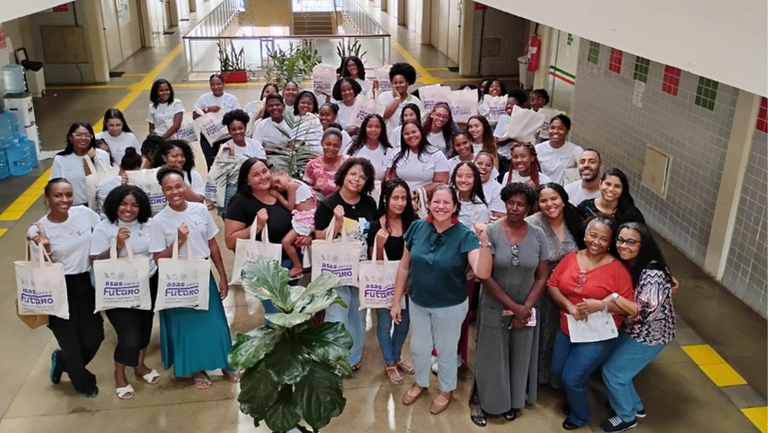 Dia das Mulheres na Ciência: Governo amplia políticas para fortalecer presença feminina