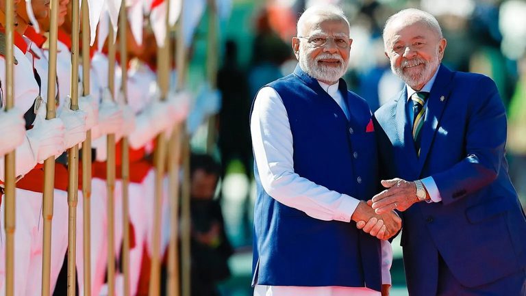 Lula fortalece parcerias comerciais e econômicas em viagem à Índia