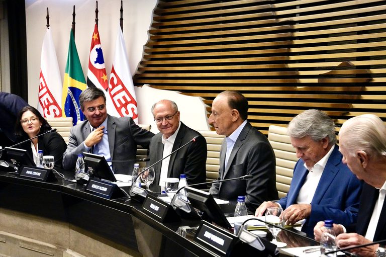 Alckmin e Fiesp firmam parcerias antidumping e de desburocratização na indústria