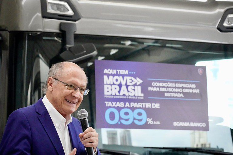 Move Brasil completa um mês com R$ 1,9 bi em créditos aprovados para compra de caminhões