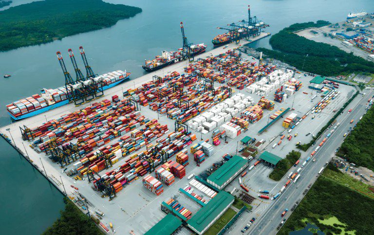 Nordeste movimenta 329,7 milhões de toneladas de cargas por mares e rios em 2025