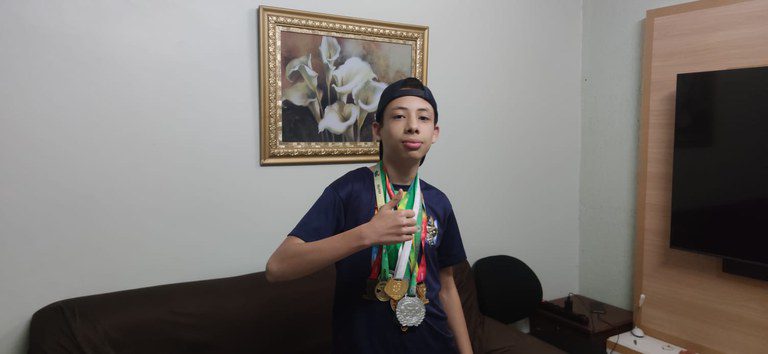 Olimpíadas científicas mobilizam escolas e revelam jovens talentos