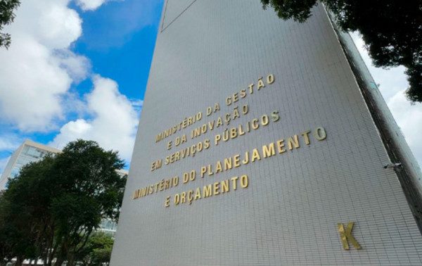 Estados e municípios poderão utilizar o Transferegov.br para realizar transferências de recursos públicos