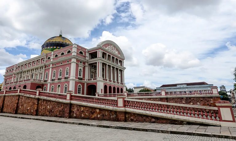 Teatros da Amazônia são reconhecidos pela Unesco como Patrimônio Mundial Cultural