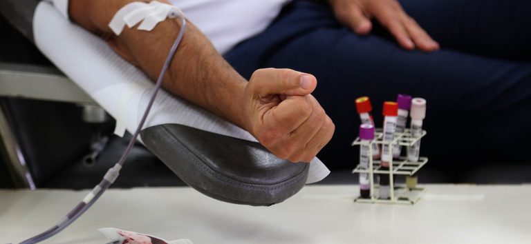 Novas regras: pessoas 70+ vão poder doar sangue e intervalos entre doações vai diminur