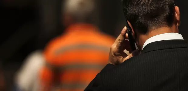 Disque 100: a denúncia pode ser anônima? Tire suas dúvidas