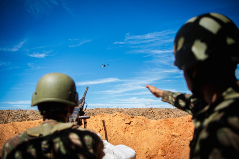 Exército conduz exercício de defesa antiaérea e testa inovações no combate a drones