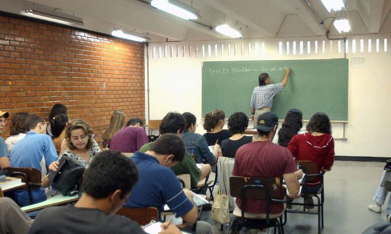 Fies 2026: acompanhe a lista de espera; resposta à convocação em até três dias