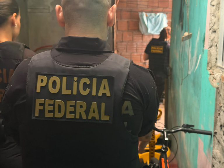Polícia Federal atua contra crimes de abuso sexual infantojuvenil pela internet
