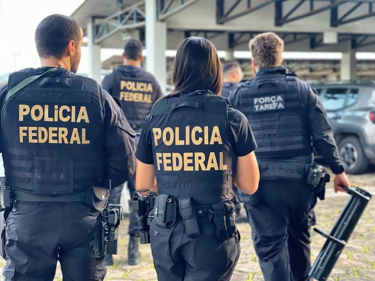 Polícia Federal atua contra o tráfico internacional de cocaína