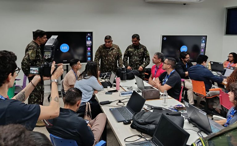 exercicio militar 2.jpeg