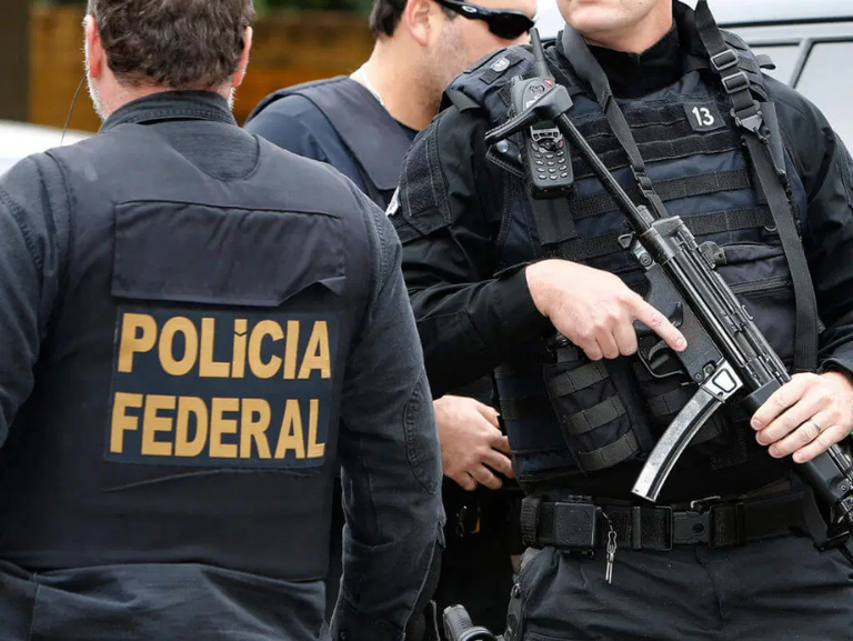 Polícia Federal combate grupo investigado por promover migração ilegal em Roraima
