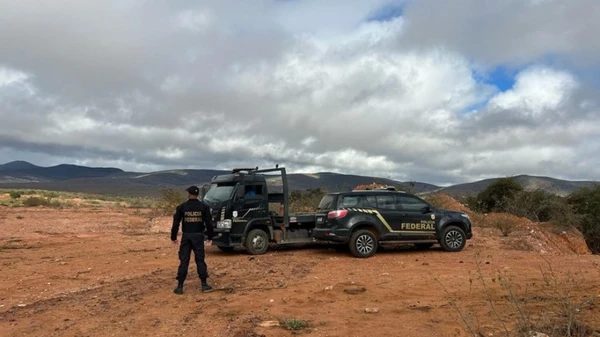 Polícia Fedral investiga extração ilegal de minério e lavagem de dinheiro