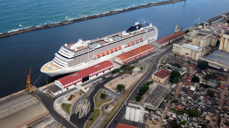 Portos brasileiros iniciam temporada de cruzeiros em outubro