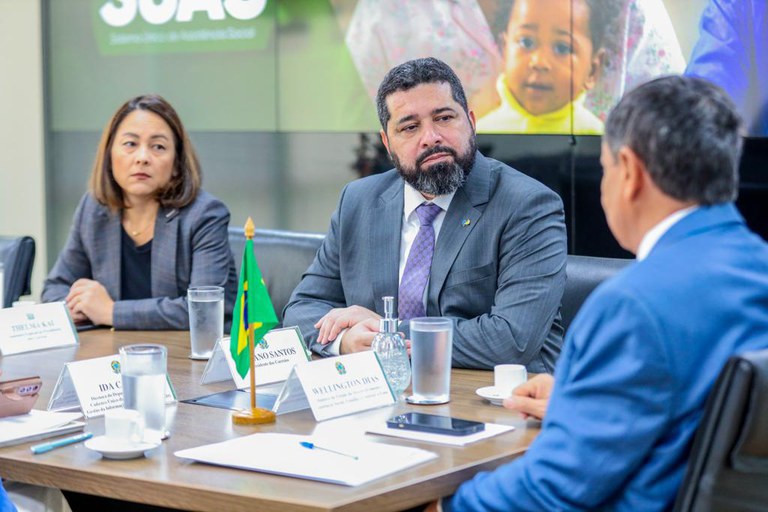 MDS e Correios debatem parceria para ampliar acesso a serviços sociais